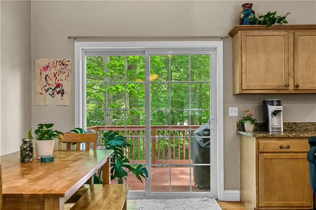 7 Robin Drive Exeter RI 02822