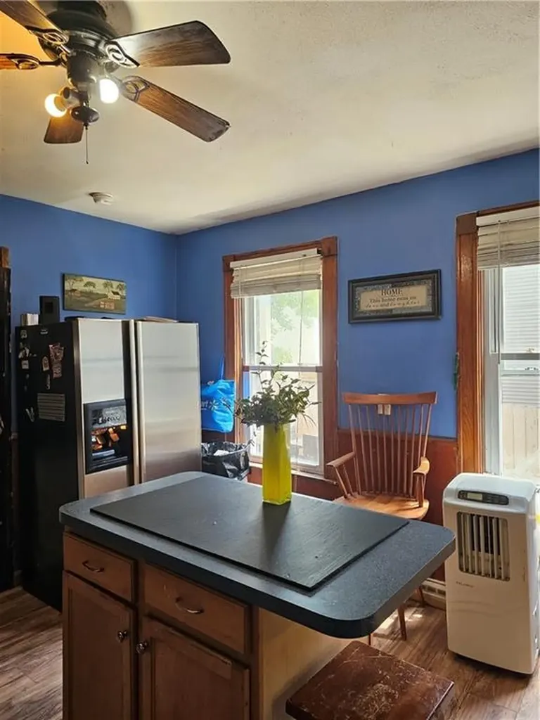 287 Mason Street Woonsocket RI 02895