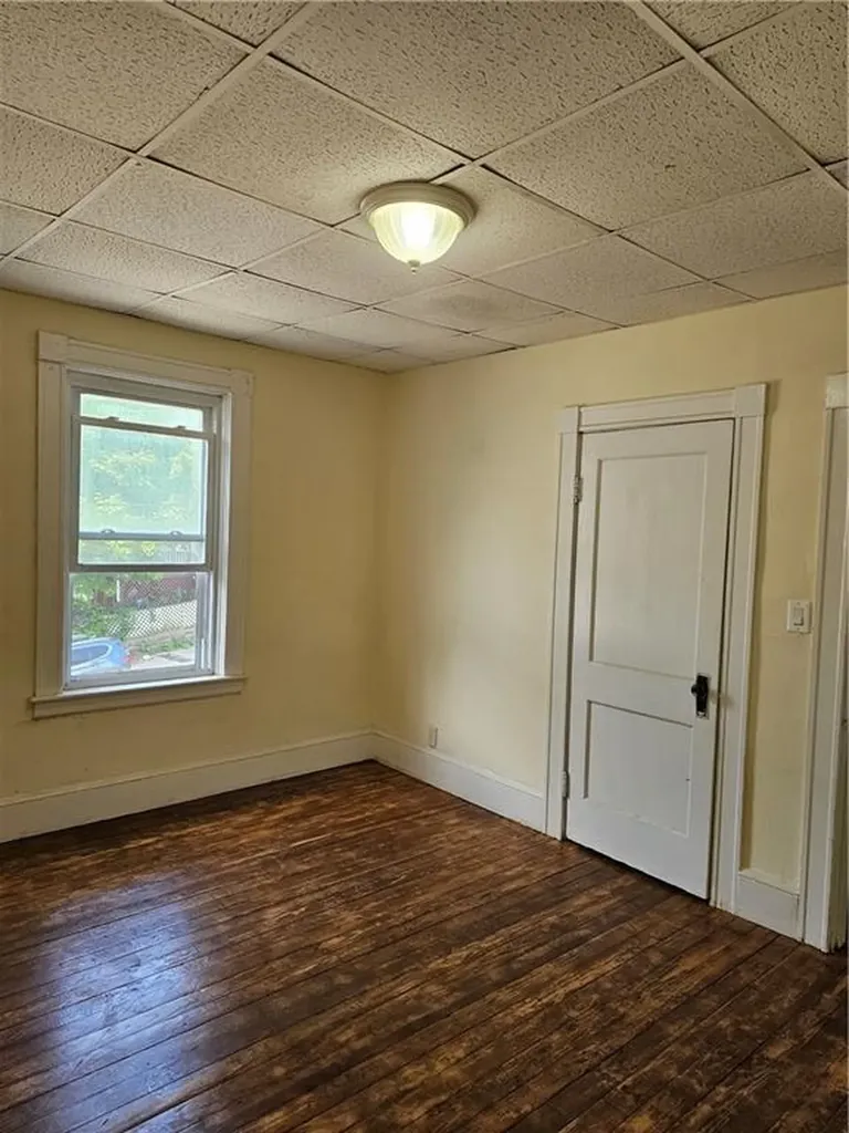 287 Mason Street Woonsocket RI 02895