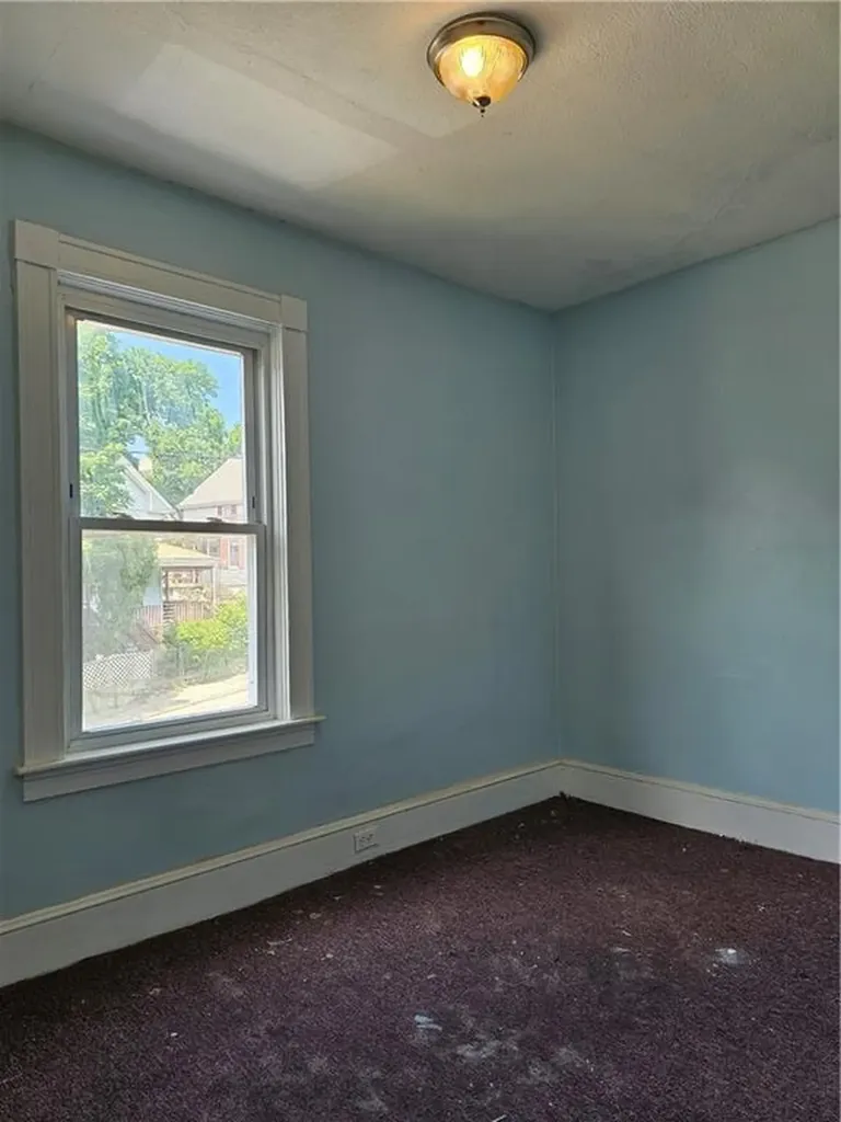 287 Mason Street Woonsocket RI 02895