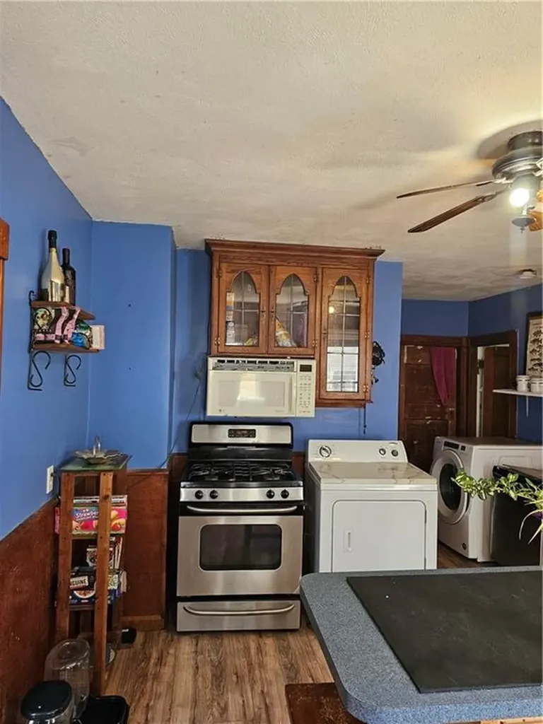 287 Mason Street Woonsocket RI 02895