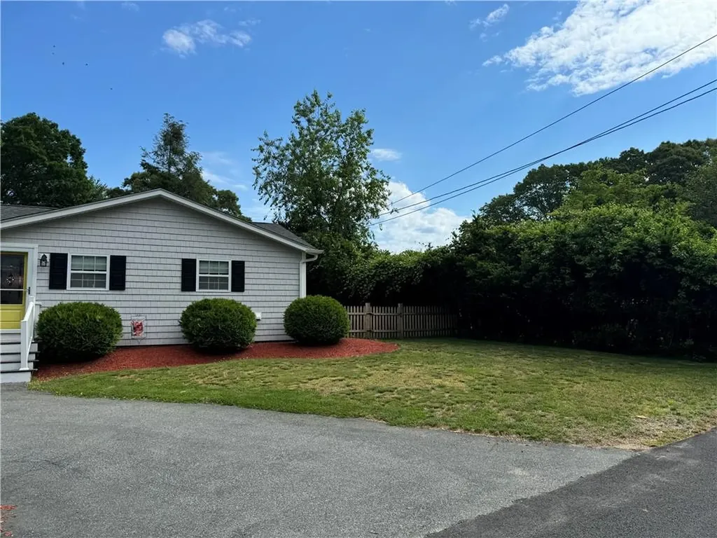 85 Sycamore Drive West Warwick RI 02893