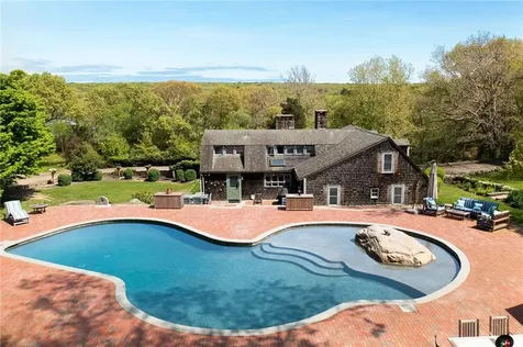 2424 Tower Hill Road North Kingstown RI 02874