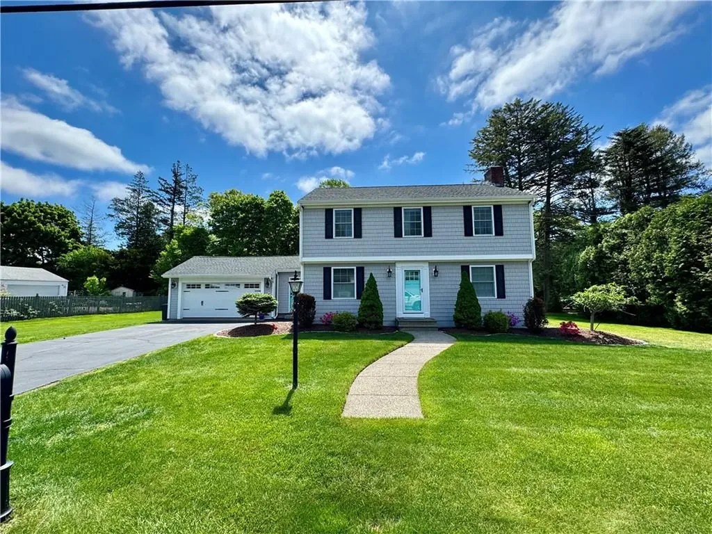 10 Evergreen Road Lincoln RI 02865