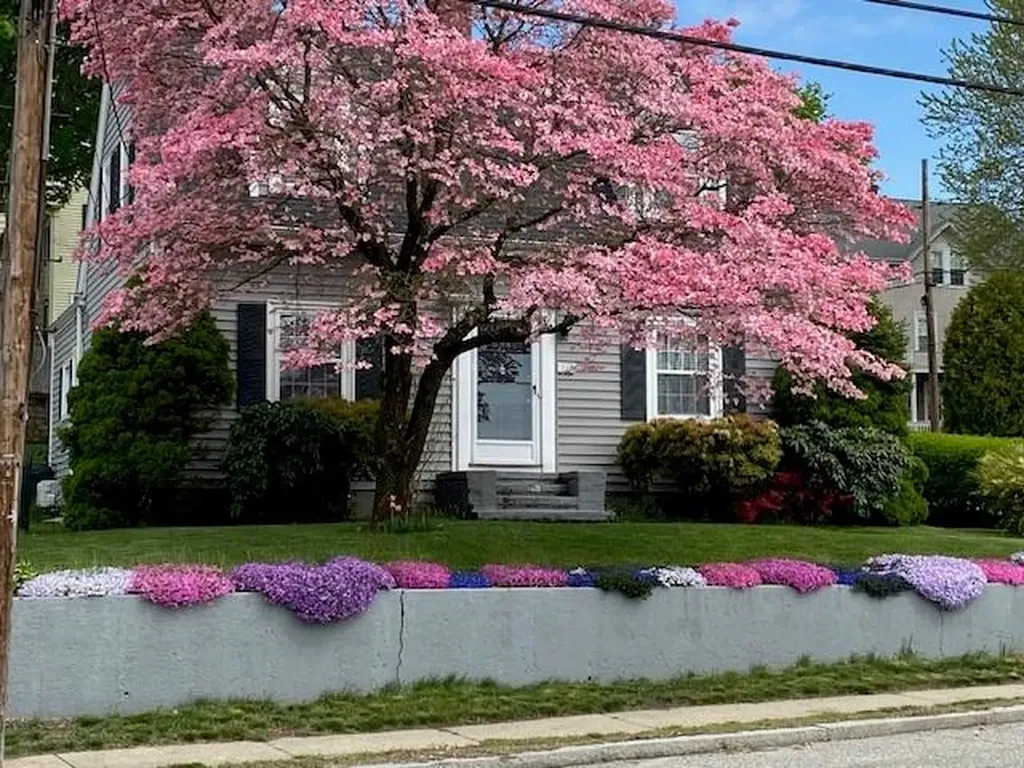 398 Gaskill Street Woonsocket RI 02895