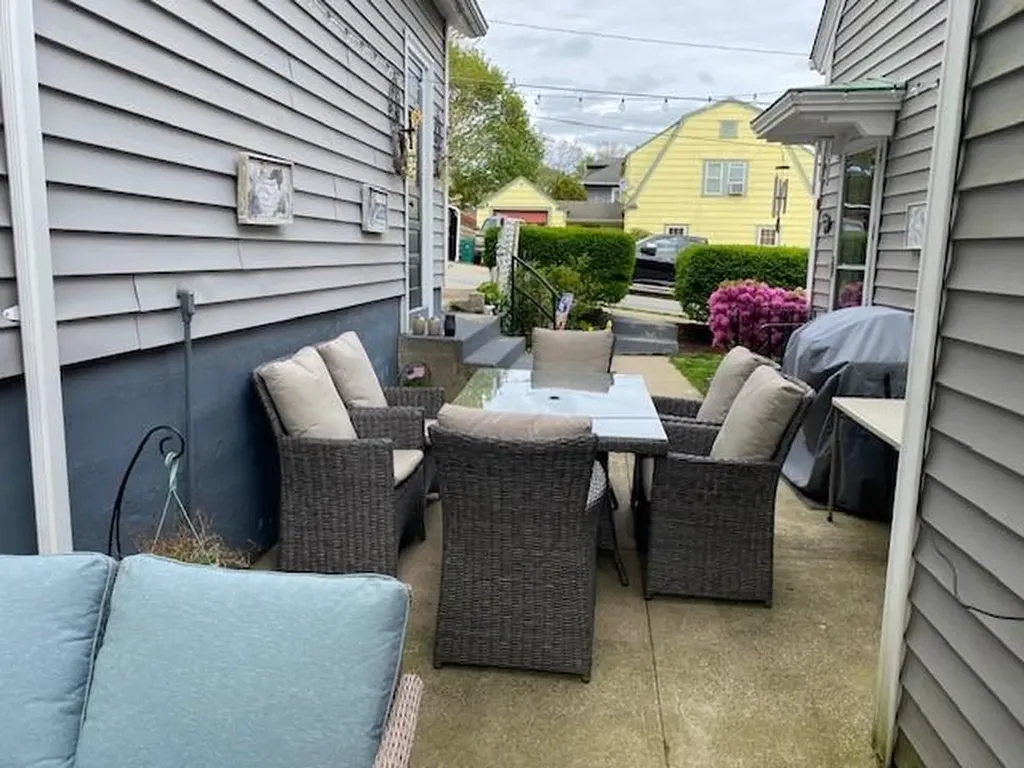398 Gaskill Street Woonsocket RI 02895