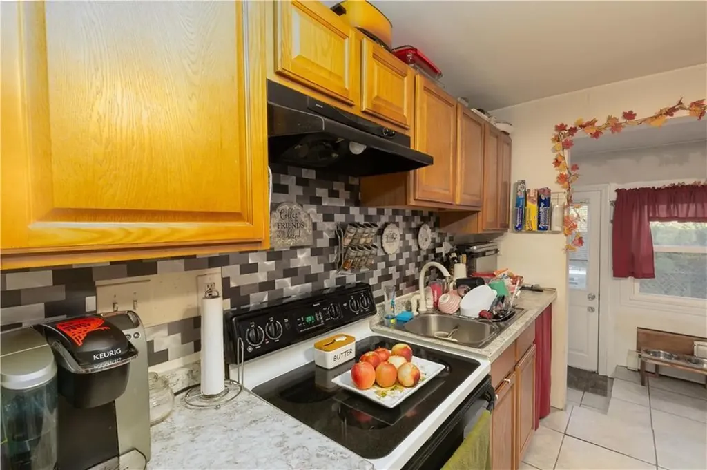 35 Carpenter Street Cumberland RI 02864