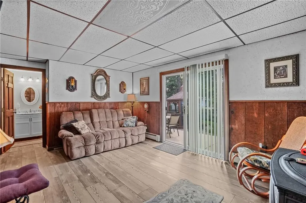 232 Dana Street Woonsocket RI 02895