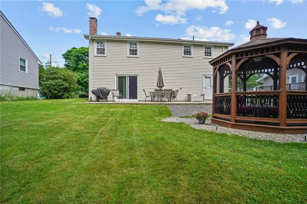 232 Dana Street Woonsocket RI 02895