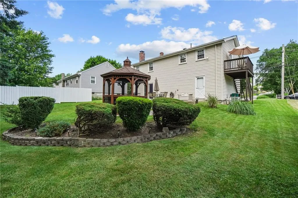 232 Dana Street Woonsocket RI 02895