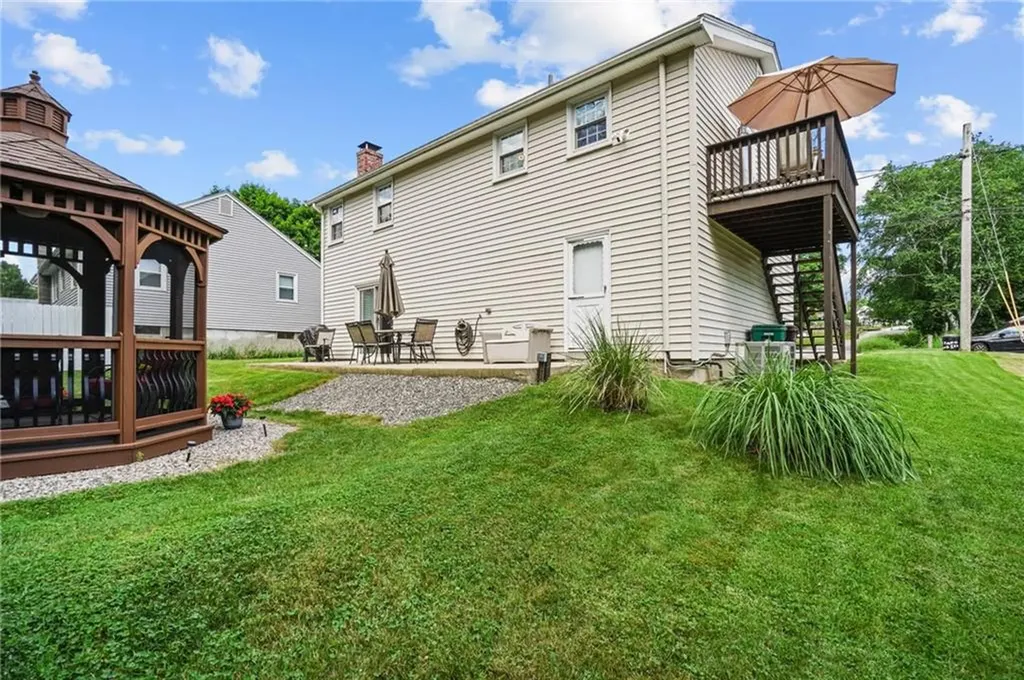 232 Dana Street Woonsocket RI 02895