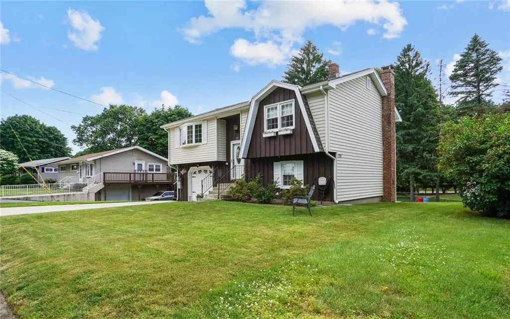 232 Dana Street Woonsocket RI 02895