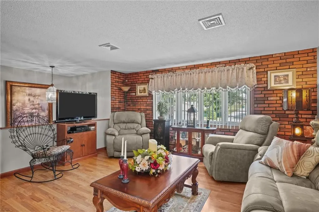 232 Dana Street Woonsocket RI 02895