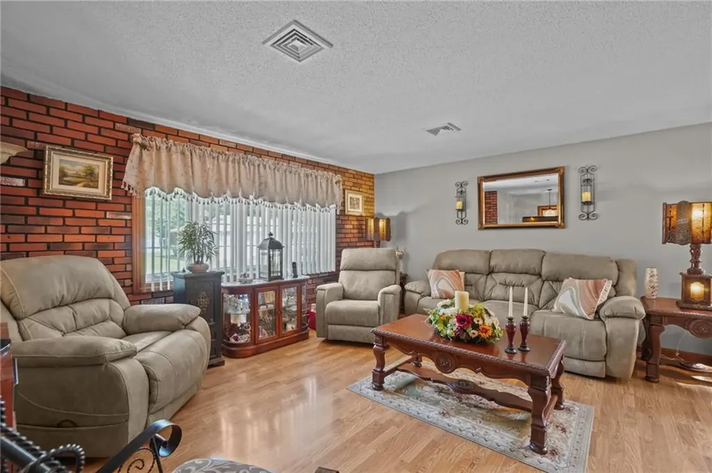 232 Dana Street Woonsocket RI 02895