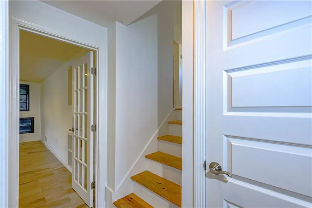 17 Namquid Drive Middletown RI 02842