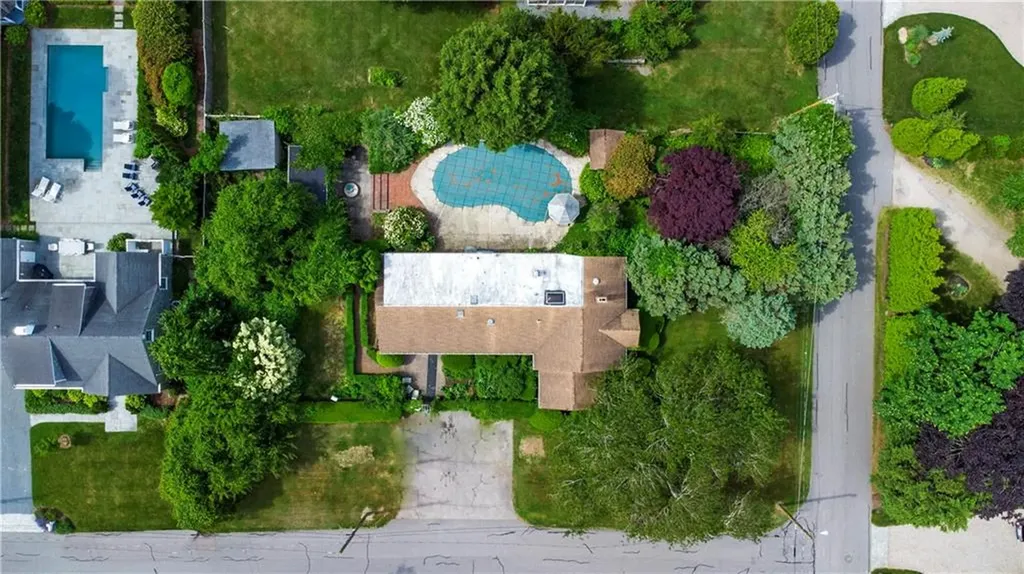 48 Kane Avenue Middletown RI 02842