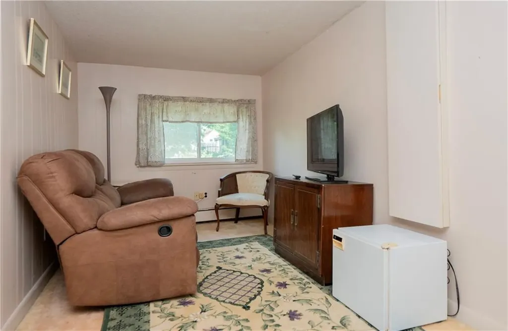 48 Kane Avenue Middletown RI 02842