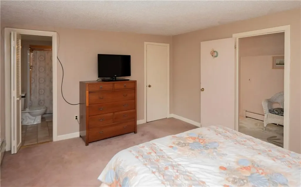 48 Kane Avenue Middletown RI 02842