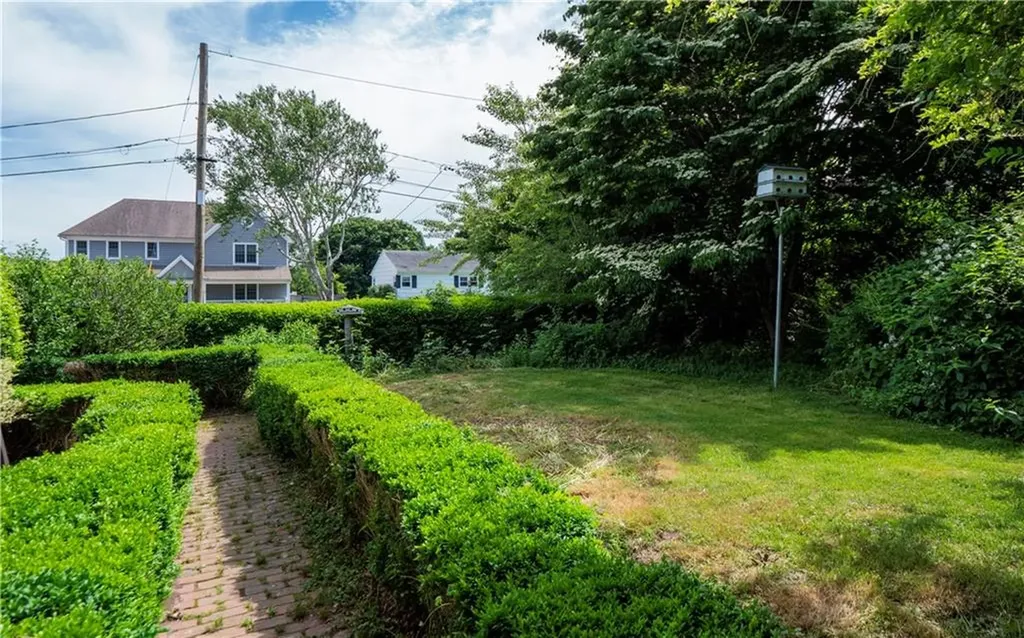 48 Kane Avenue Middletown RI 02842