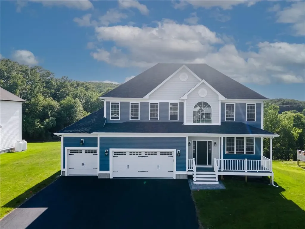 551 Louise Street Woonsocket RI 02895