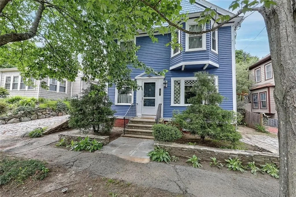 232 Medway Street Providence RI 02906