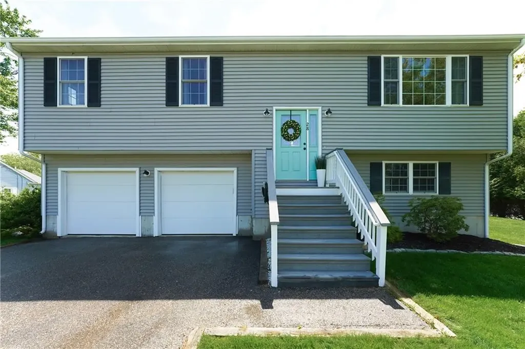 28 Willow Court Portsmouth RI 02871