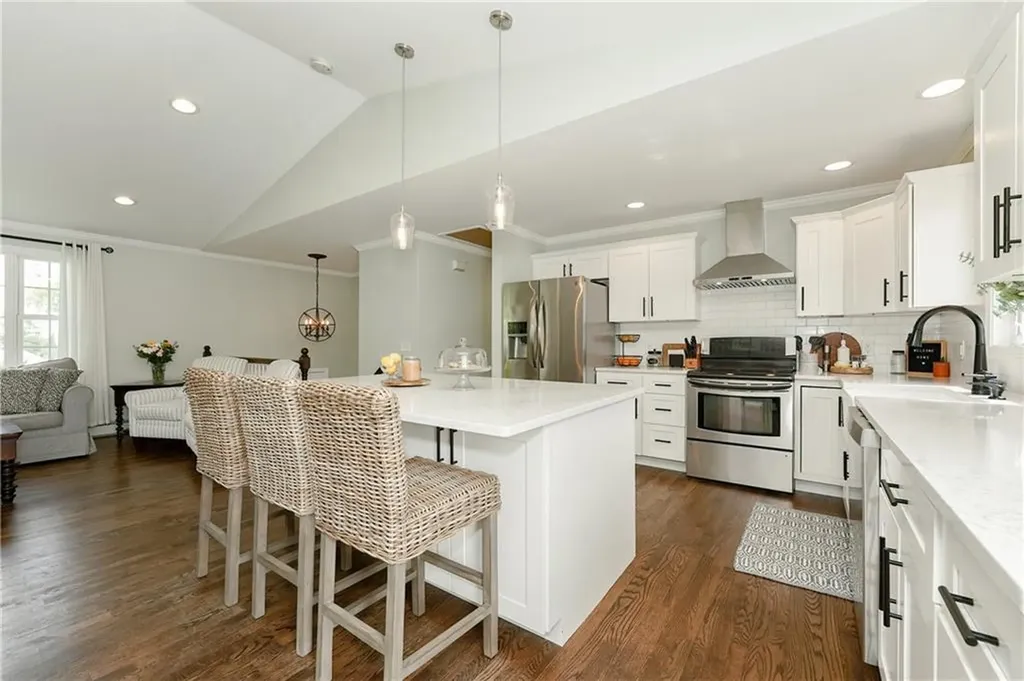 28 Willow Court Portsmouth RI 02871