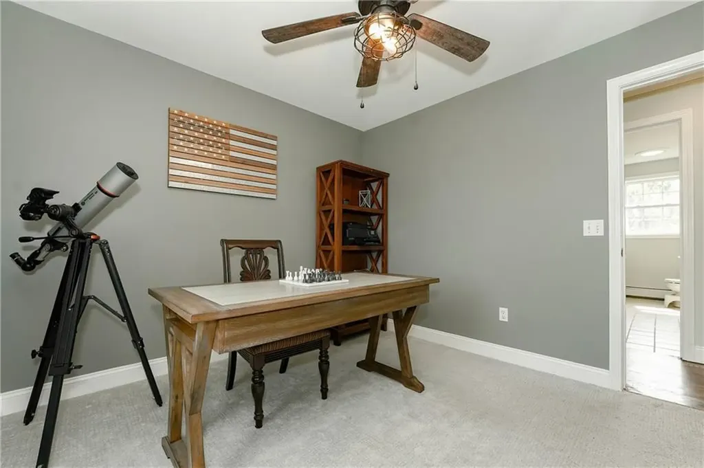 28 Willow Court Portsmouth RI 02871