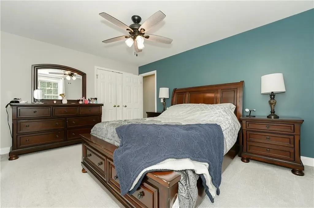 28 Willow Court Portsmouth RI 02871
