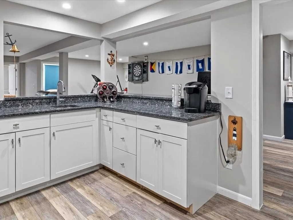 124 Potter Hill Road Westerly RI 02891
