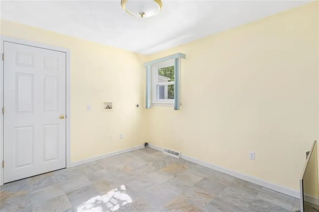 53 Exchange Road West Warwick RI 02893