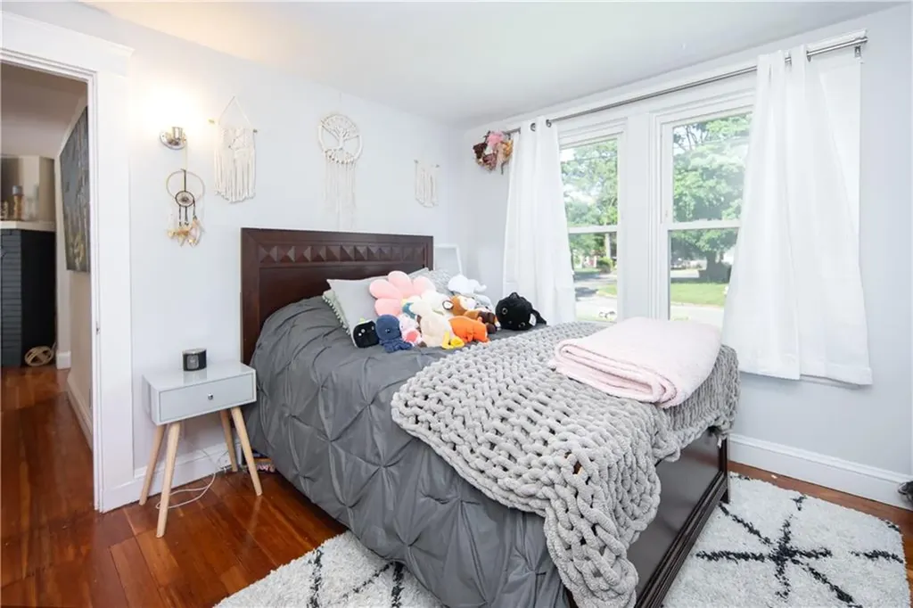 17 Lakecrest Drive Warwick RI 02889