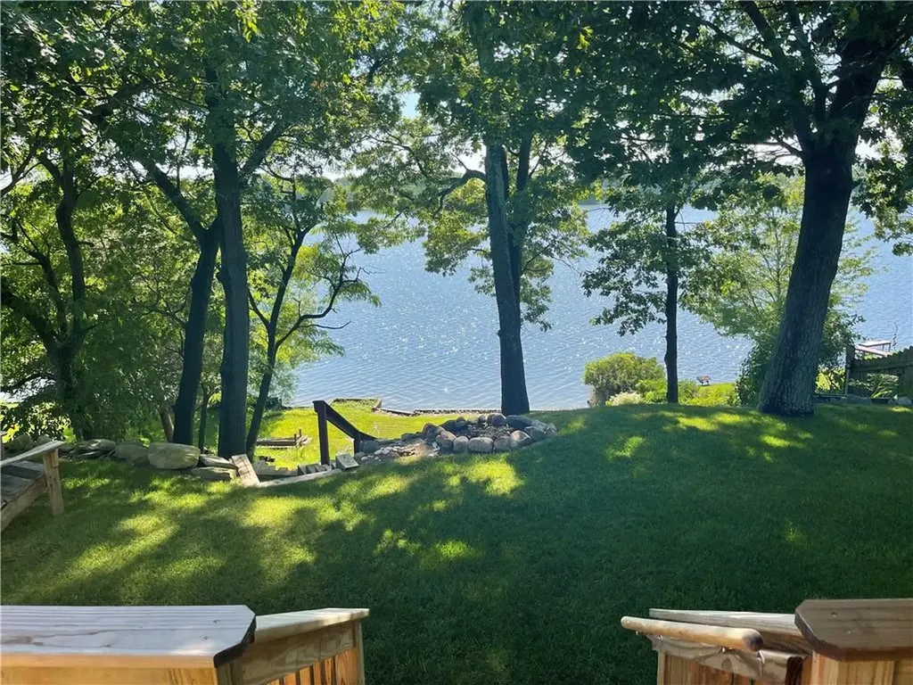 17 Lakecrest Drive Warwick RI 02889