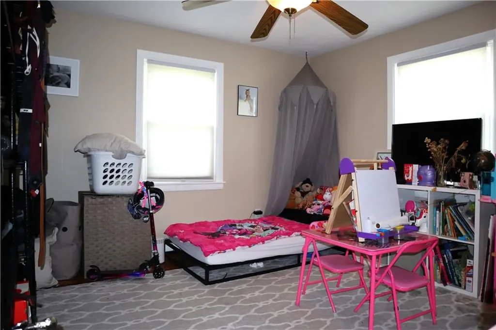 184 186 Concord Avenue Cranston RI 02910