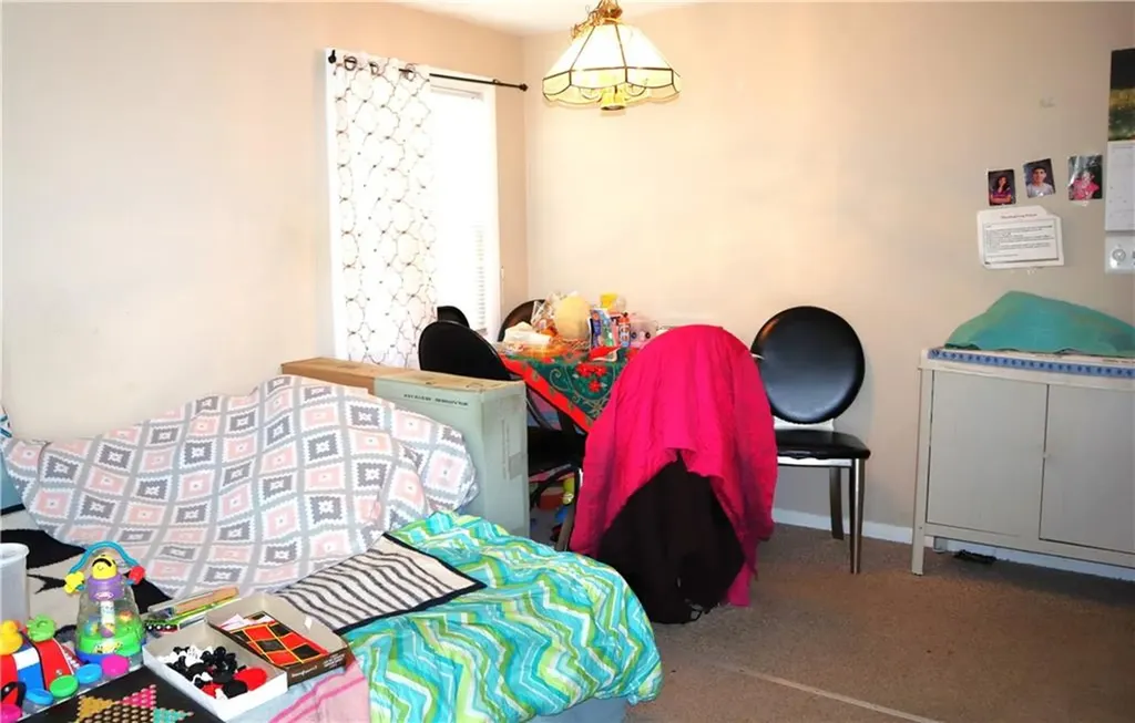 184 186 Concord Avenue Cranston RI 02910