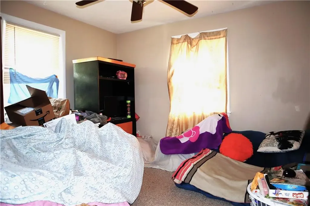 184 186 Concord Avenue Cranston RI 02910