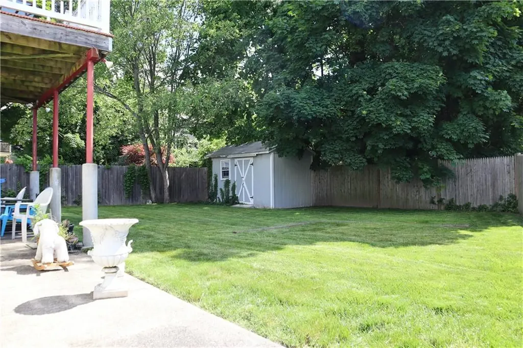 184 186 Concord Avenue Cranston RI 02910