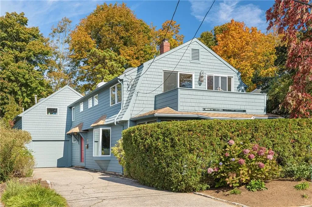 6 Arnold Street Barrington RI 02806