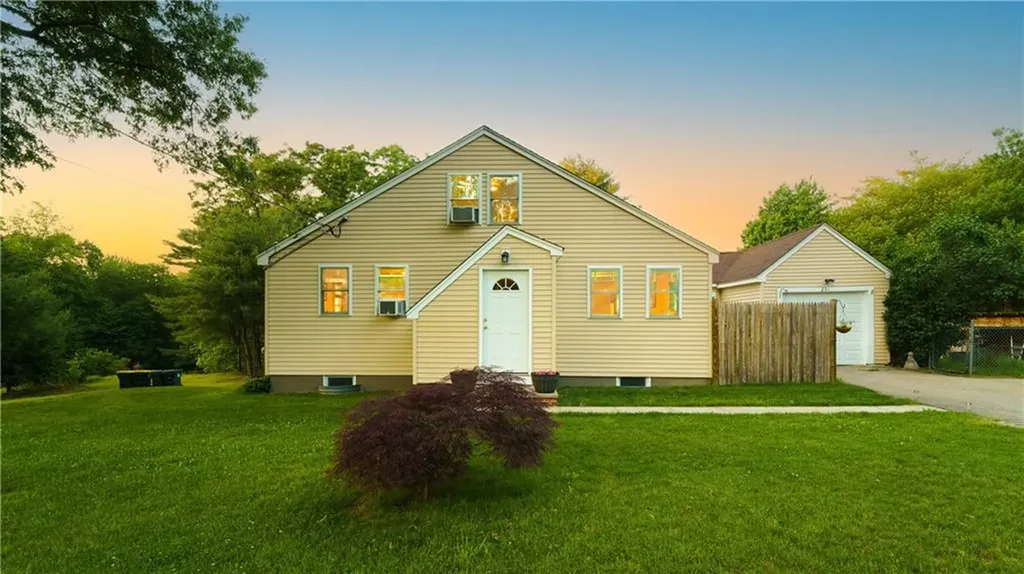 231 Old County Road Smithfield RI 02917
