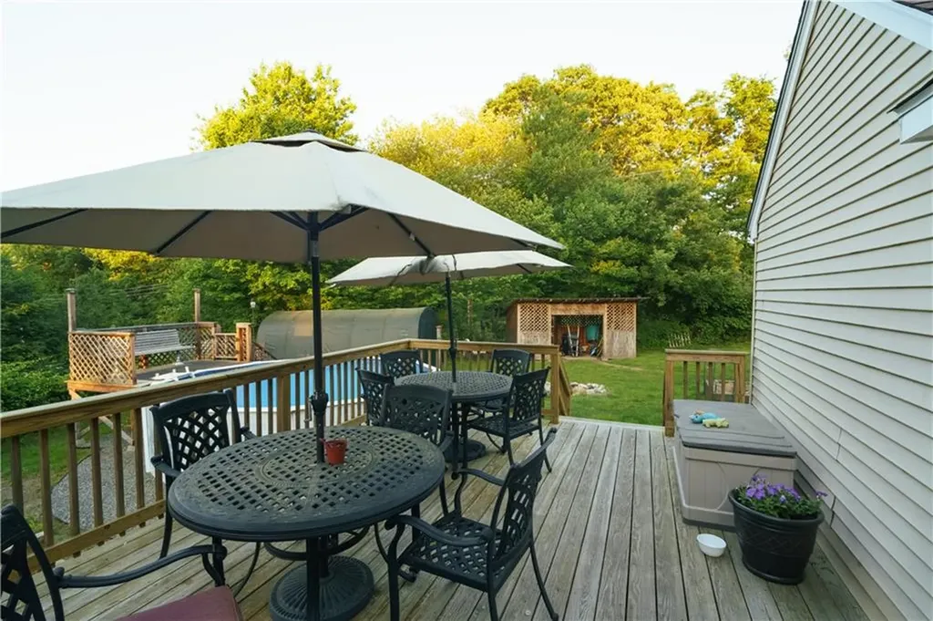 231 Old County Road Smithfield RI 02917