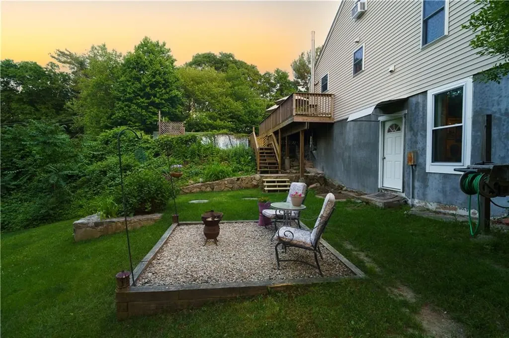 231 Old County Road Smithfield RI 02917