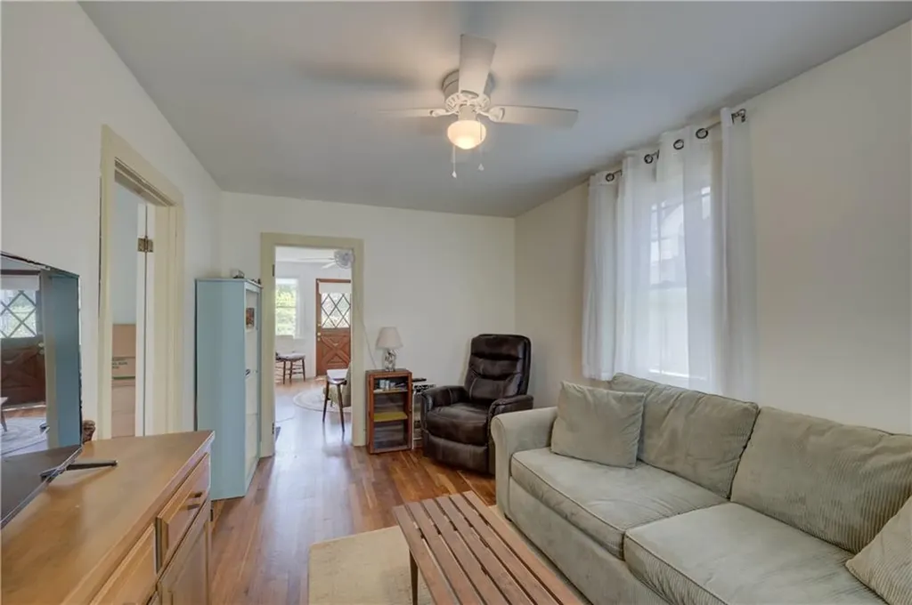 34 Central Avenue Warren RI 02885