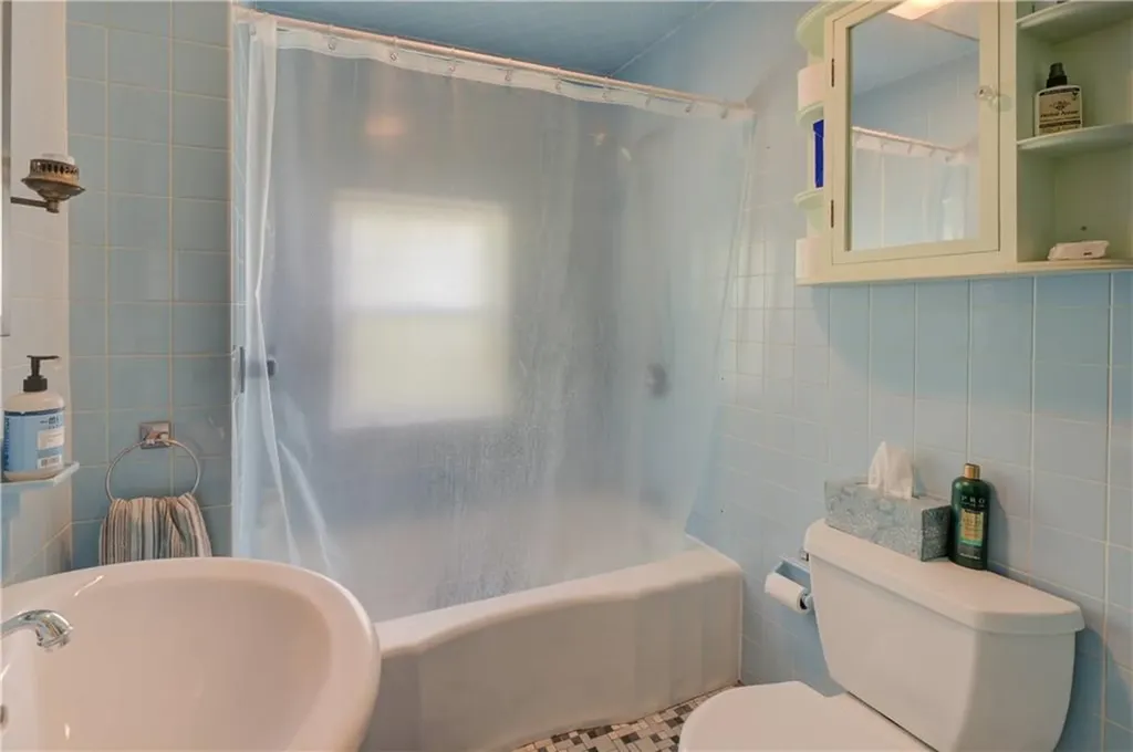 34 Central Avenue Warren RI 02885