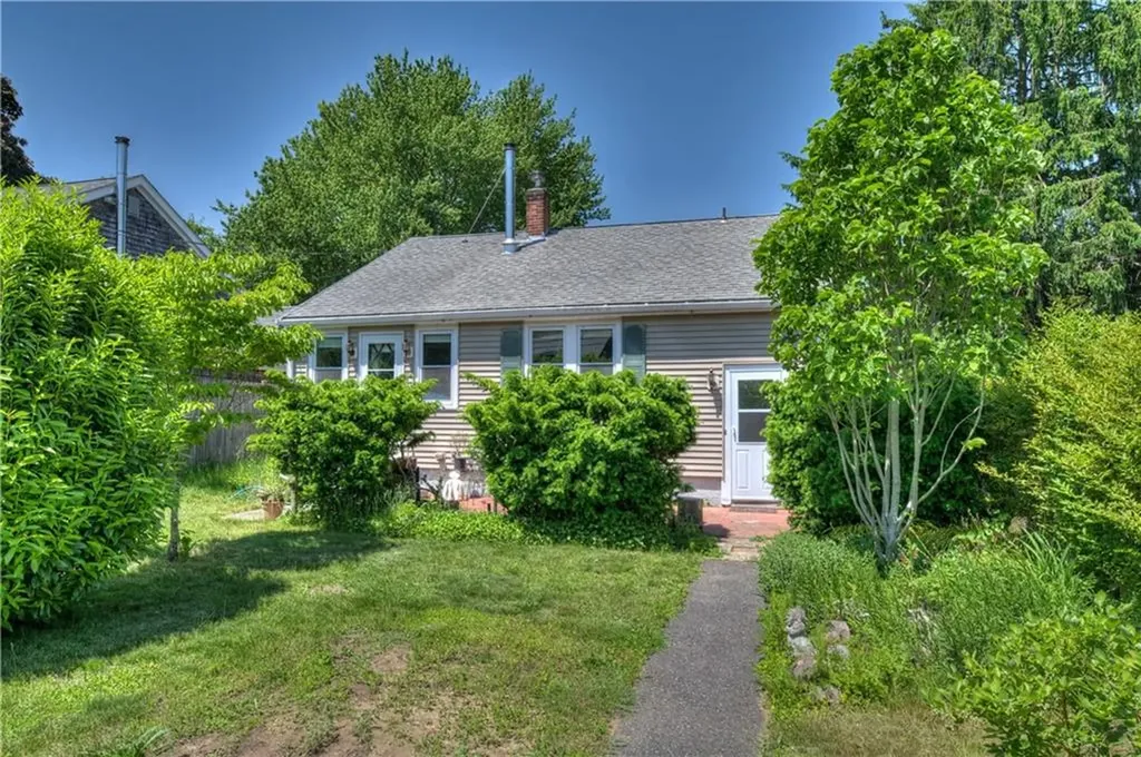34 Central Avenue Warren RI 02885