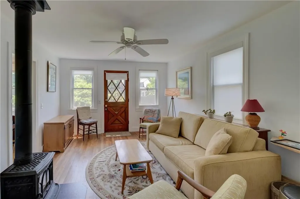 34 Central Avenue Warren RI 02885