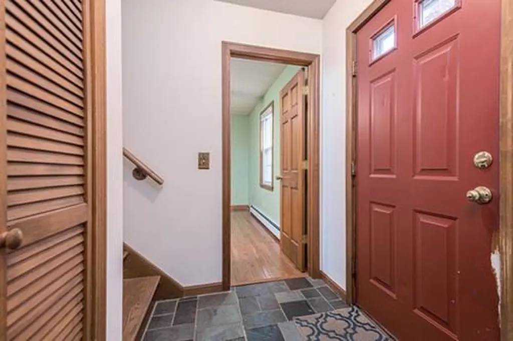 17 Lanphere Road Westerly RI 02891