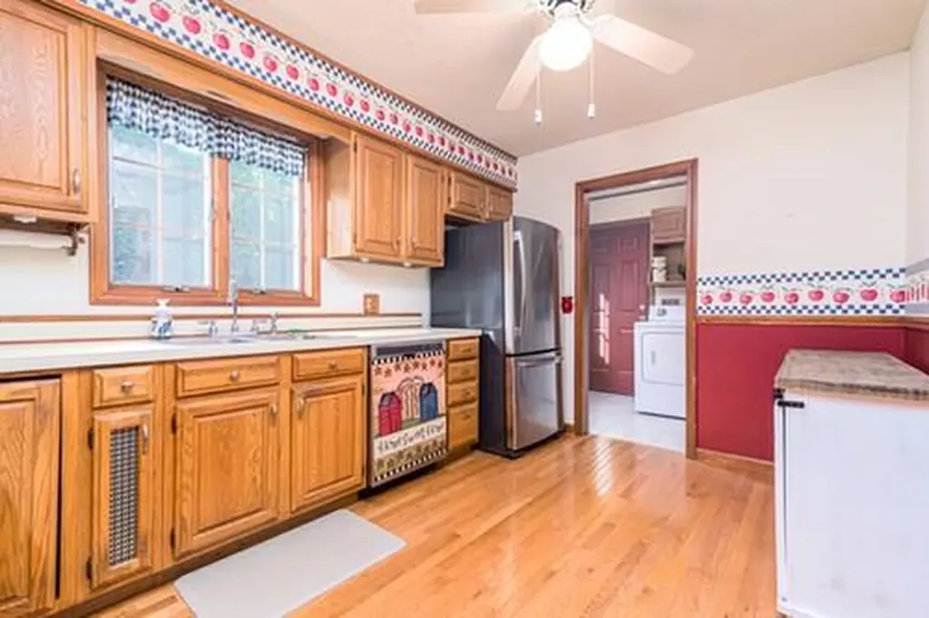 17 Lanphere Road Westerly RI 02891