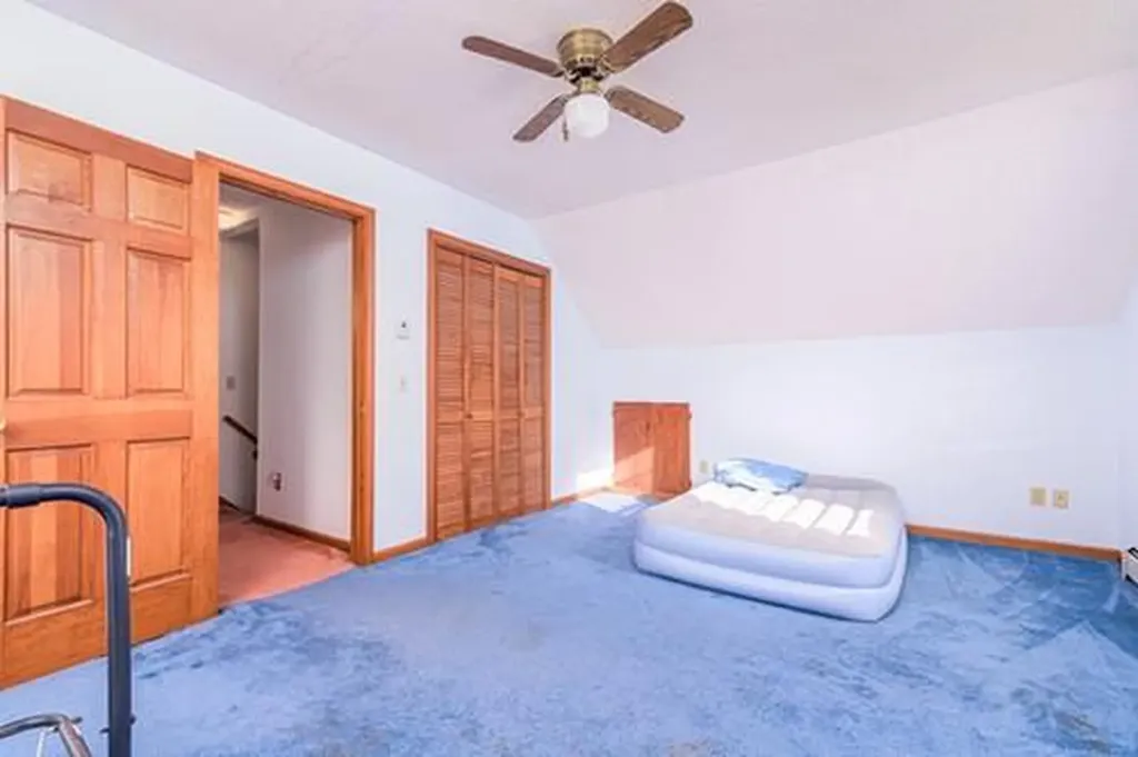 17 Lanphere Road Westerly RI 02891