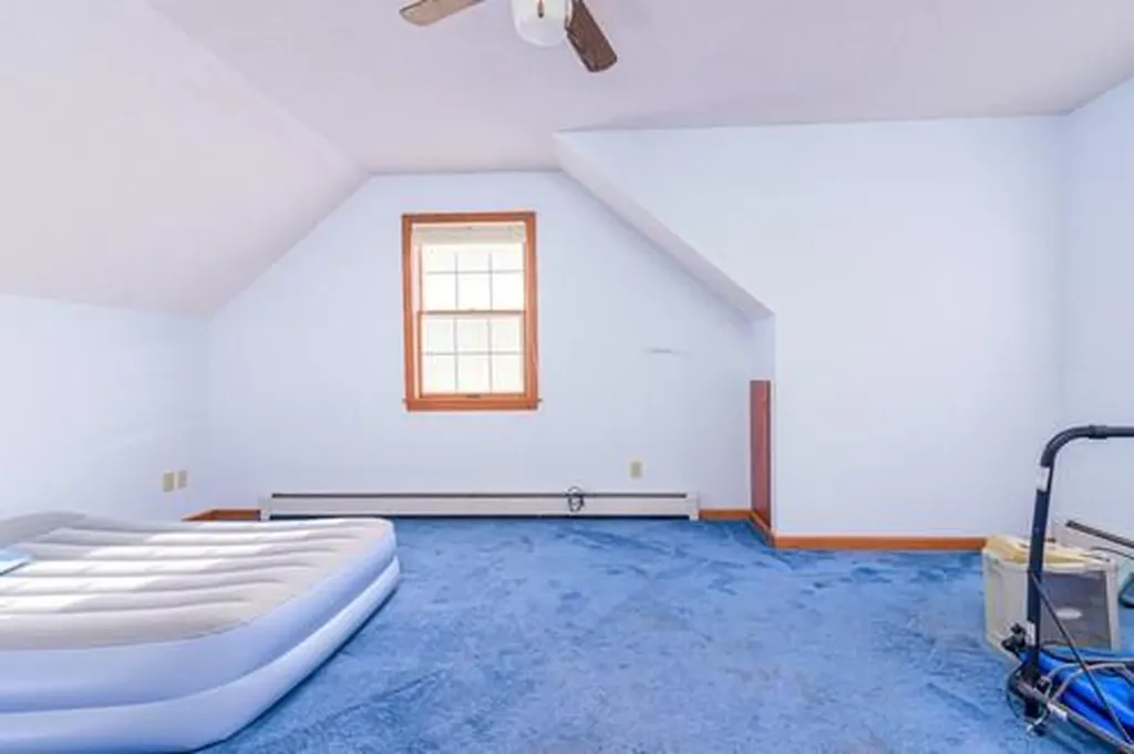 17 Lanphere Road Westerly RI 02891