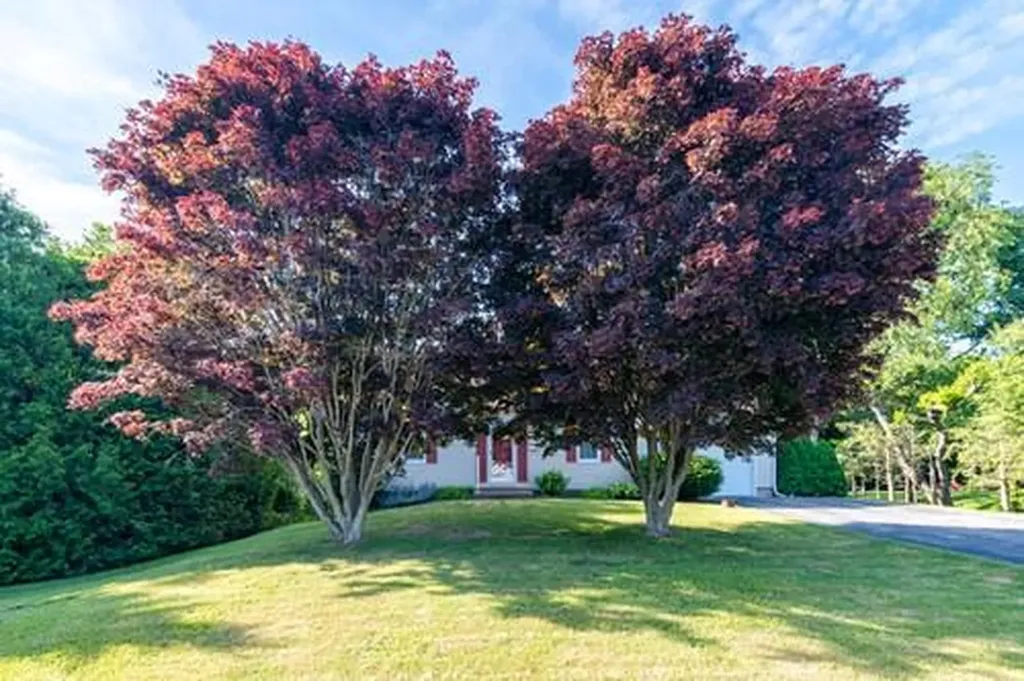 17 Lanphere Road Westerly RI 02891